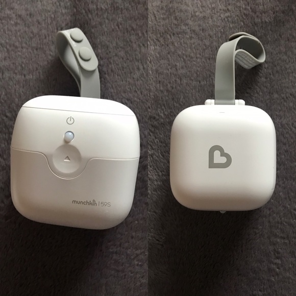 Munchkin Portable UV Sterilizer - Picture 2 of 5